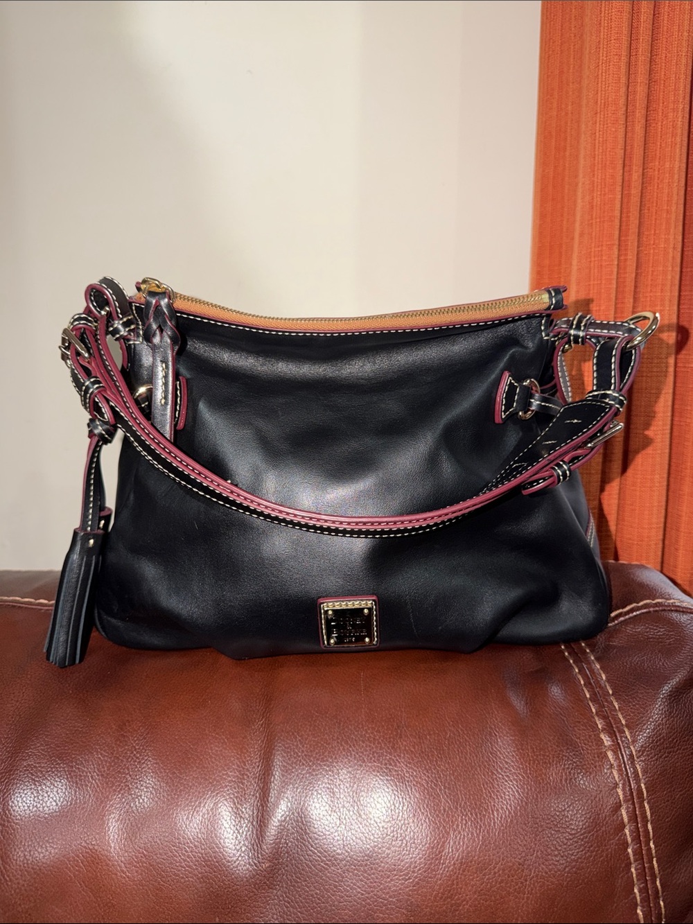‼️Dooney & Bourke Florentine Teagan 30 Black Leather Shoulder Bag